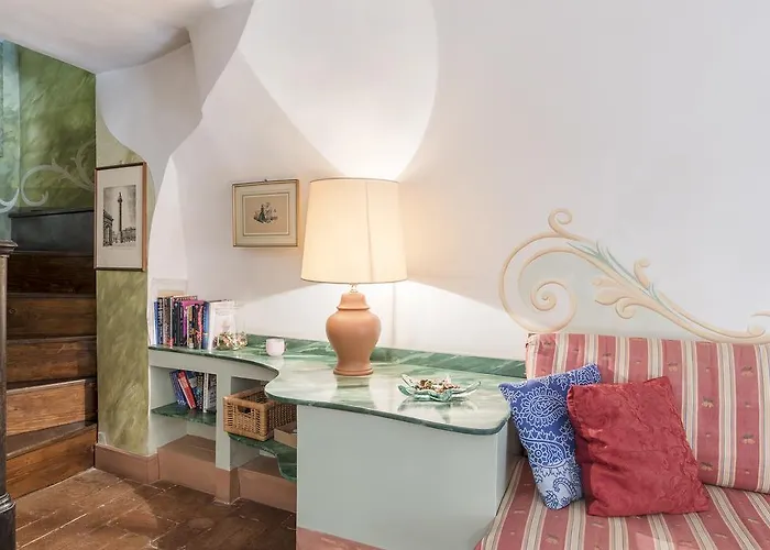 Piazza Colonna Apartment - Charme Holidays