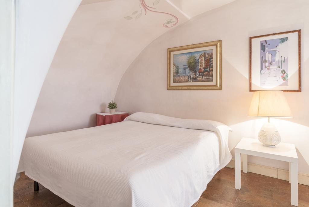 Piazza Colonna - Charme Holidays Appartement *