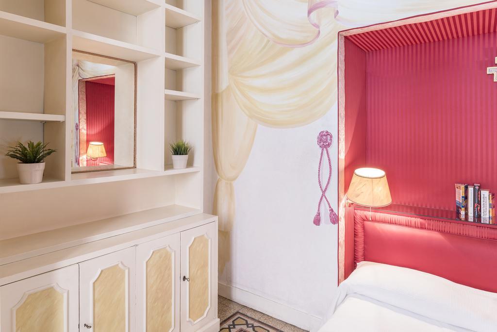 Appartamento Piazza Colonna - Charme Homes Roma